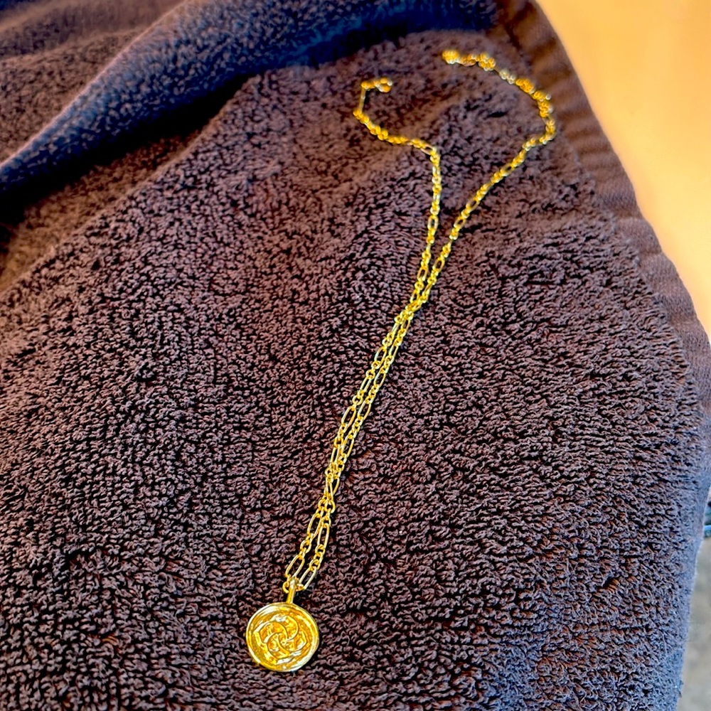 Kendra Scott Dira Coin Pendant Rose Gold Necklace